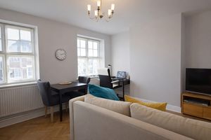 Photo 7- click for photo gallery